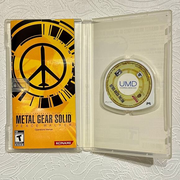 Metal Gear Solid Peace Walker for Sony PSP CiB - Picture 2 of 5